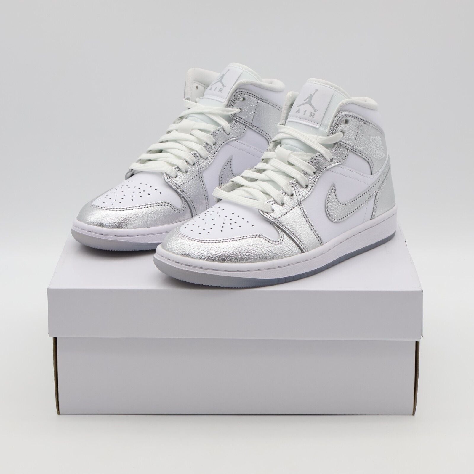 Nike Air Jordan 1 Mid SE Metallic Silver - Women's